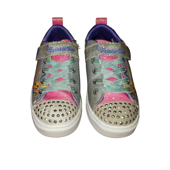 Twinkle toes - Picture 3 of 5